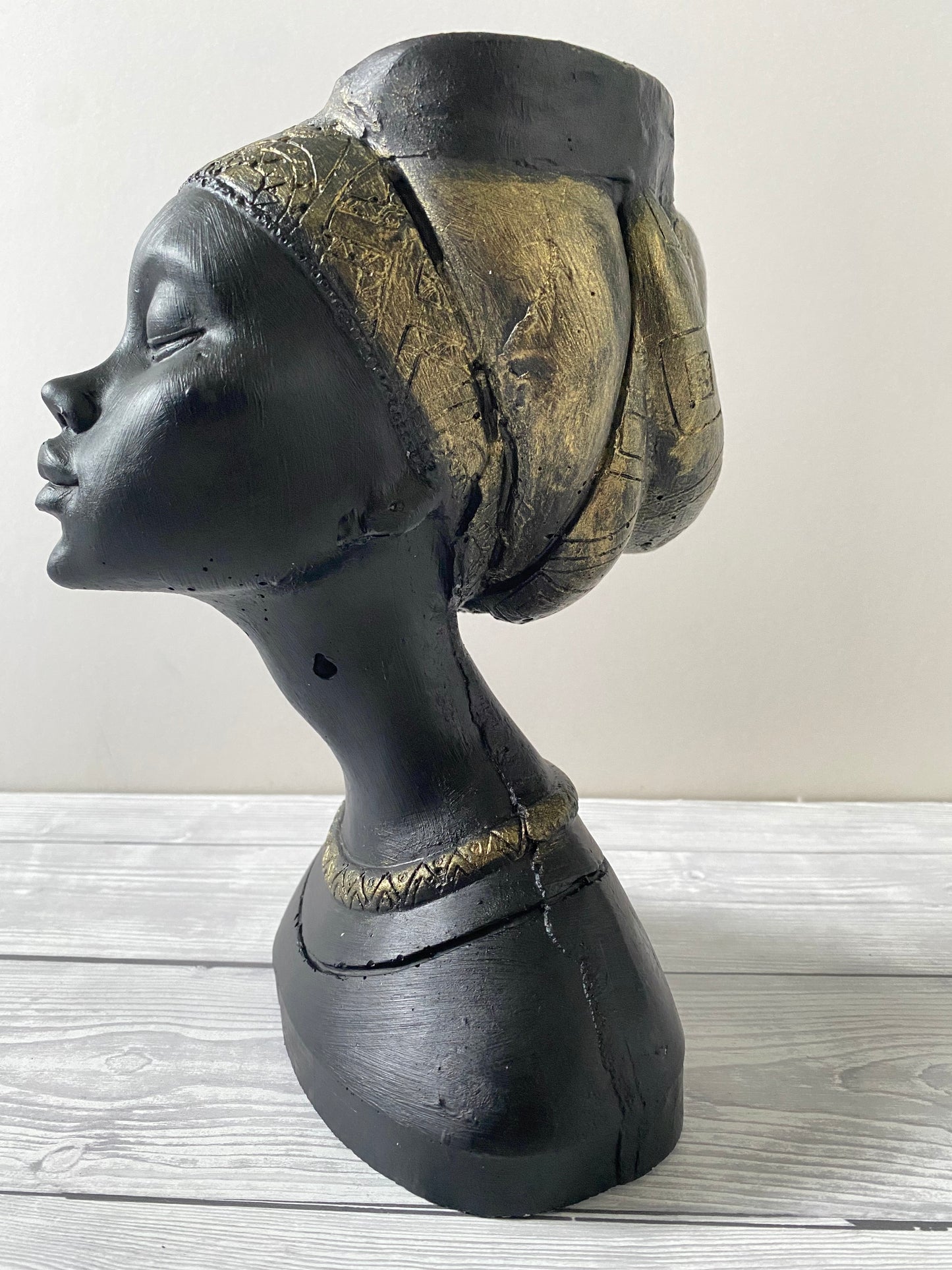 African queen pot, Woman head planter pot