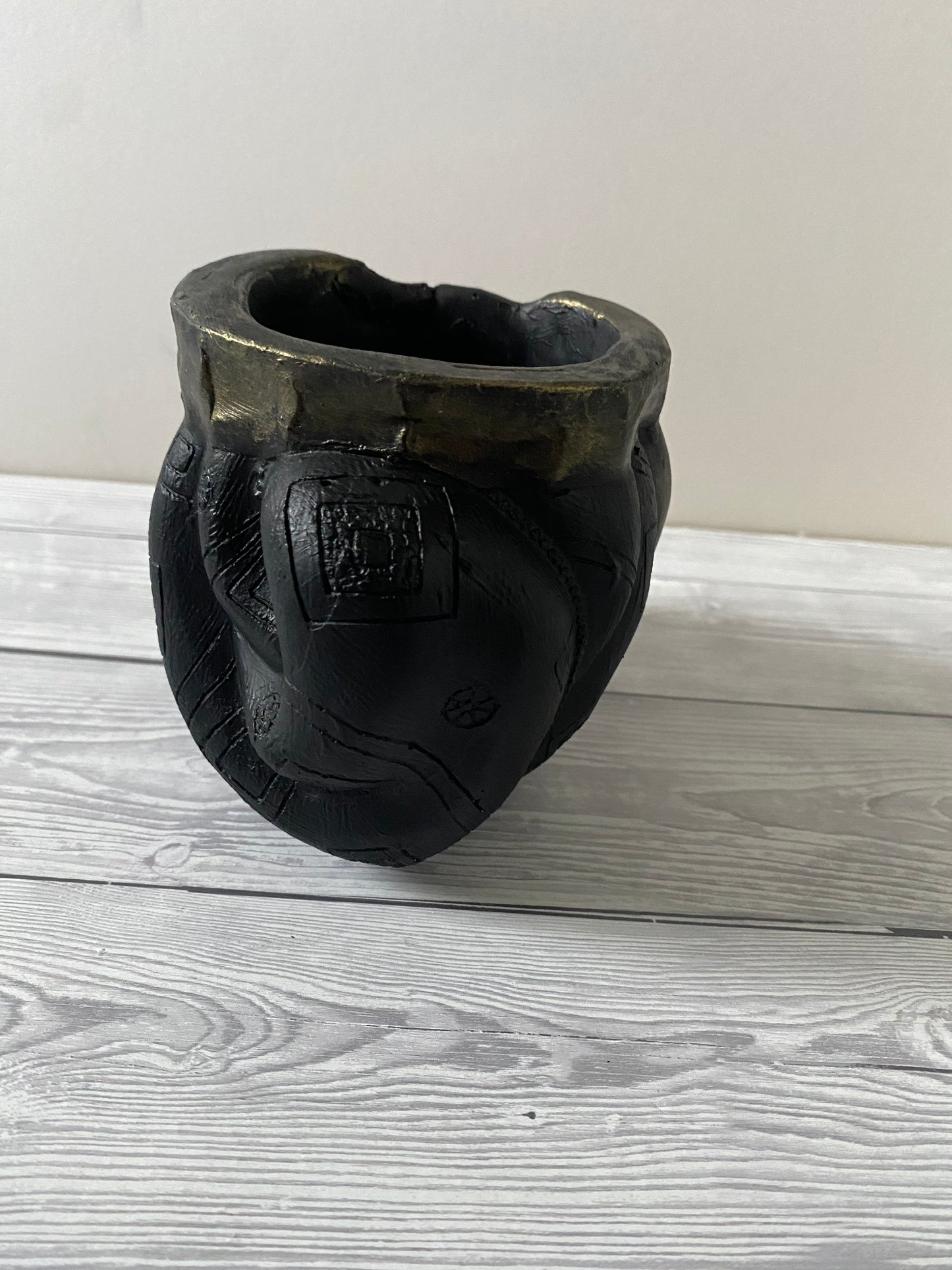 African queen pot, Woman head planter pot