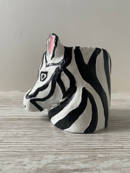 Zebra shaped pot, Funny planters