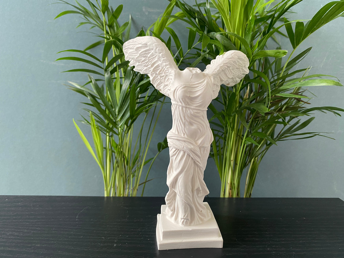 Goddess sculptures,  woman ornament, Venus Nike Angel statue