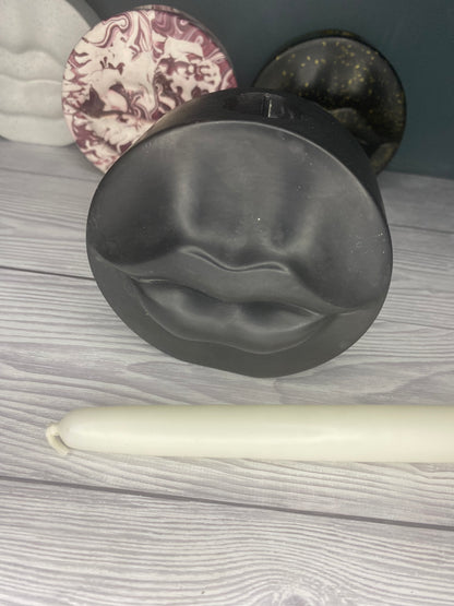 Lips candle holder, candle stick holder