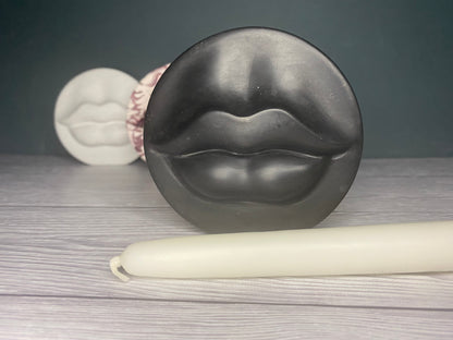 Lips candle holder, candle stick holder