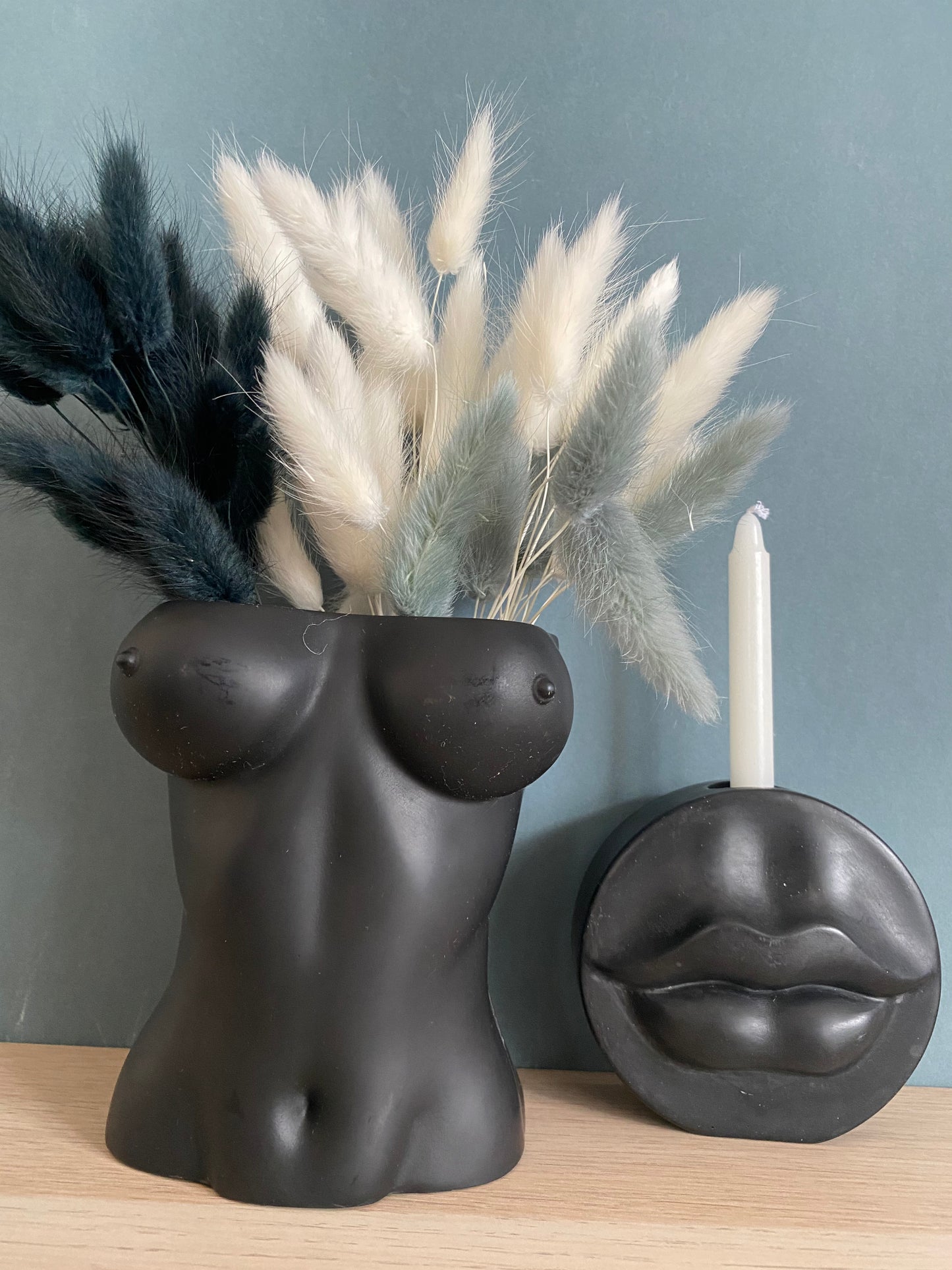 Lips candle holder, candle stick holder